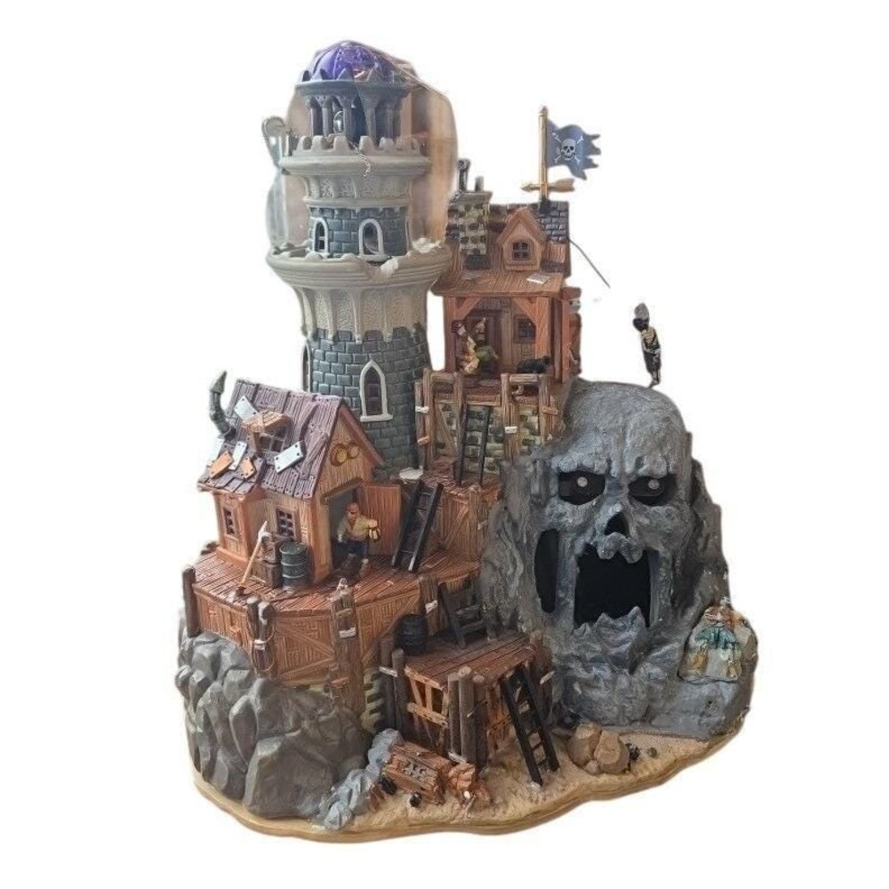 Lemax 04 Spooky Town Isle of Doom Pirate Lighthouse Skull Cave Lighted Halloween